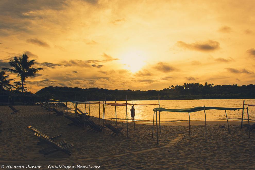 Imagem do entardecer na linda Praia da Barra Velha.